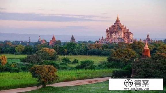 大家都习惯关注什么话题的博客呢？每天发旅游景视频会有人喜欢嘛？