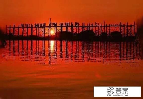 大家都习惯关注什么话题的博客呢？每天发旅游景视频会有人喜欢嘛？