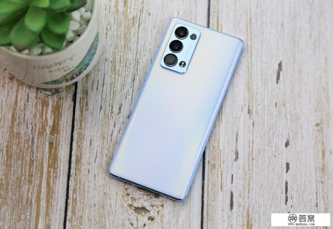 手机的游戏助手怎么开？