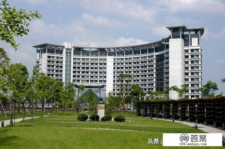 桂林理工大学的MBA跟浙江工商大学的MBA哪个好? 桂林理工大学的MBA跟浙江工商大学的MBA哪个好?