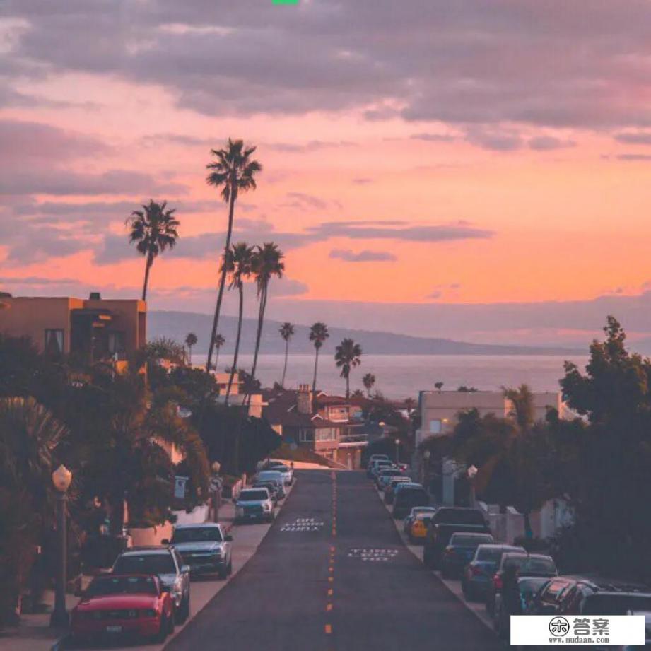 现在的游戏越来越真实了，有没有可能未来的人可以在游戏里生活？