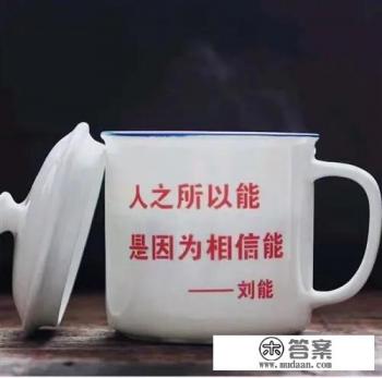 有人经常帮人兑换信用卡积分，说可以换成现金，他们怎么赚钱的？