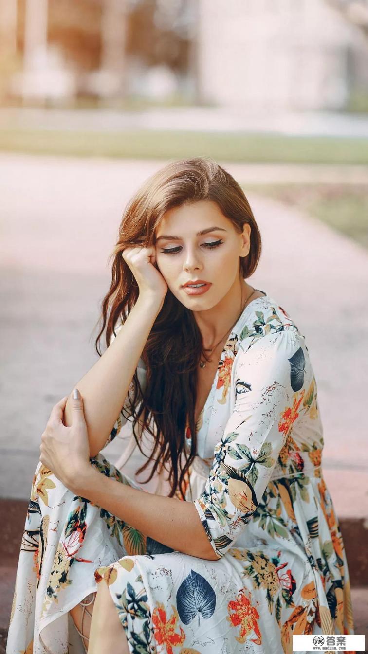 大学生适不适合去创业？