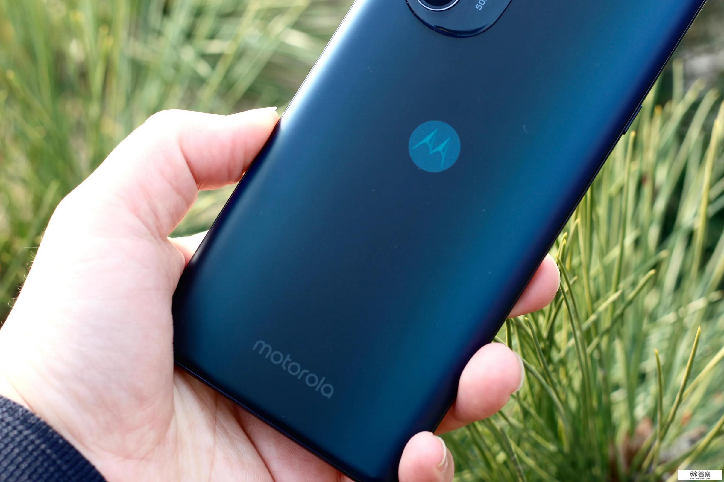 摩托罗拉edge X30续航评测？