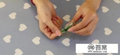 502胶水粘在手上怎么处理? 502胶水粘在手上怎么处理?