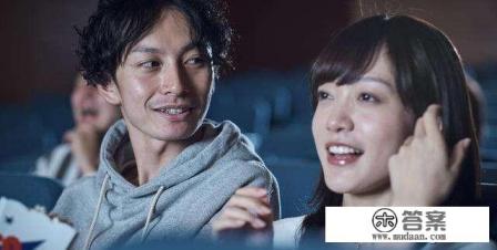 我有个很喜欢的男孩子,他现在高三了,我打算等他高考结束后向他表白,可取吗? 我有个很喜欢的男孩子,他现在高三了,我打算等他高考结束后向他表白,可取吗?