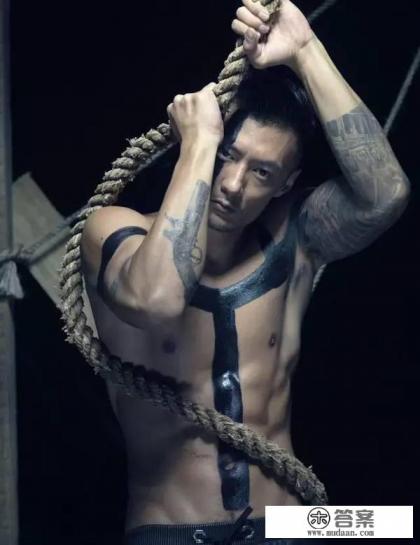 女人颜值身材巅峰期是多大年纪左右? 女人颜值身材巅峰期是多大年纪左右?