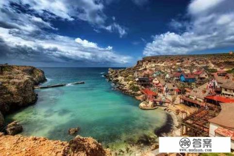 陌陌有人问你喜欢到哪里旅行怎么回答？