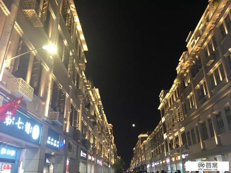 求去厦门鼓浪屿，厦门大学，环岛路，曾厝垵的攻略时间为：第一天中午到，第二天晚上走？