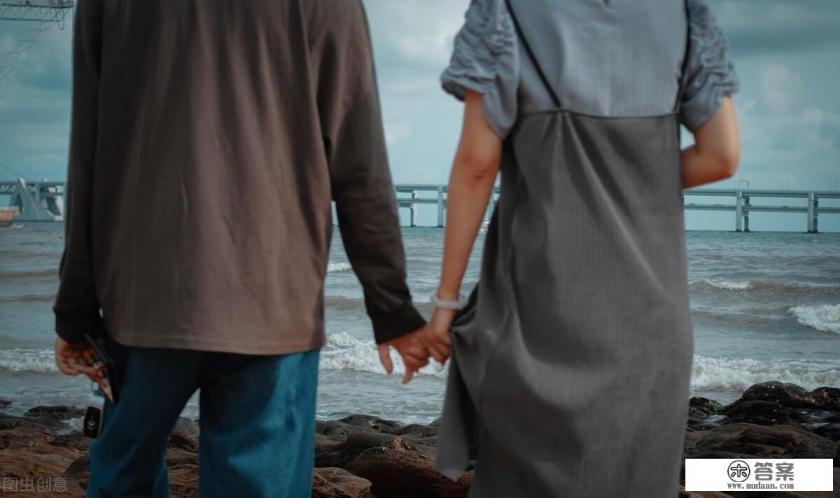 价格在2000元左右的、性价比高的手机有哪些品牌可以推荐？