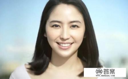 白醋美白牙齿的方法？