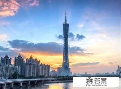 现在广州去华山旅游大概需要多少钱?详细标注各项消费!两个人去! 华山的各项旅游消费! 注意事项？