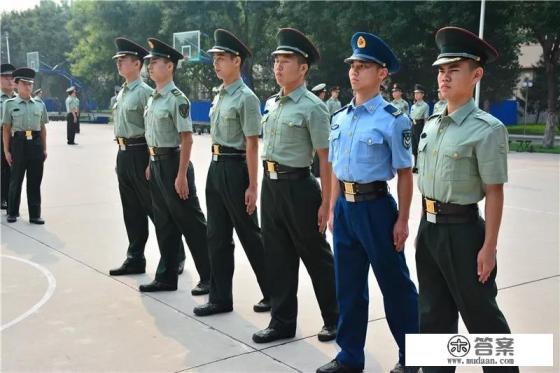 本科生考军校的条件？