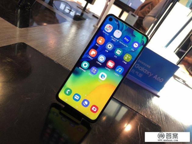 三星m30s手机支持无线充电吗？