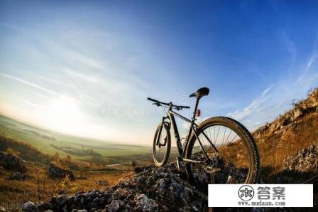 生老病死人之常情，有的人年纪轻轻就去世了，是命中注定的吗？