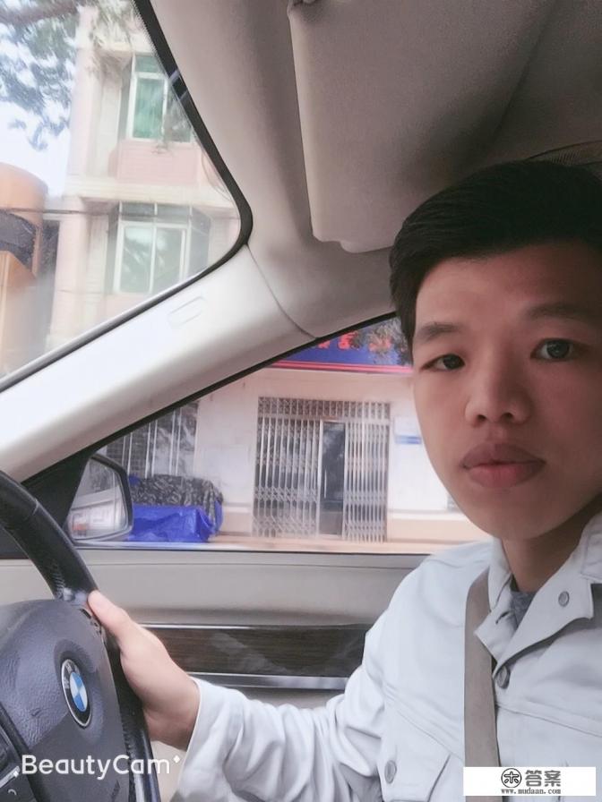 各位，你们曾经有没有过，天天想念一个人直到自己心灰意冷？