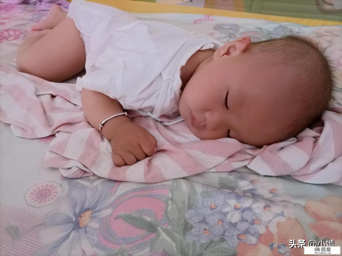 请问孩子可以一次接种两种疫苗吗?