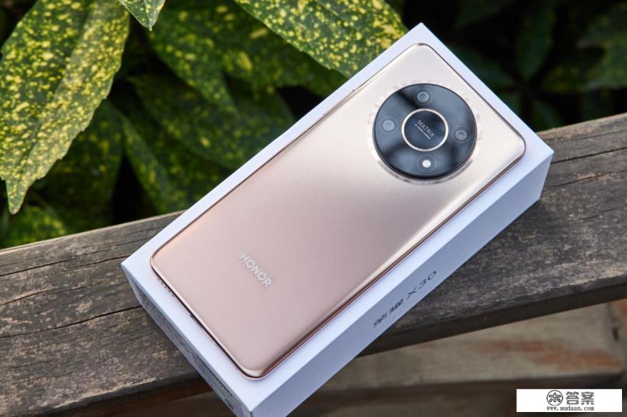 22年有什么值得购买的手机？