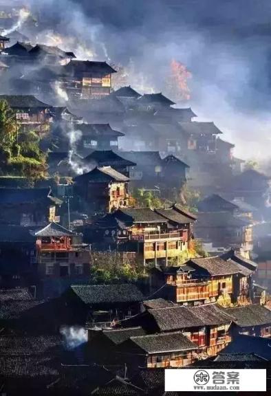 砚山县至罗平县自驾游走高速有多远路程？