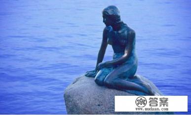 国外旅游一个月要多少钱？