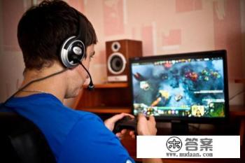 面对一个超级爱玩游戏的媳妇都是怎么面对的？