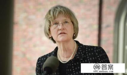 哈佛大学近代历任校长都有谁？有女校长吗？