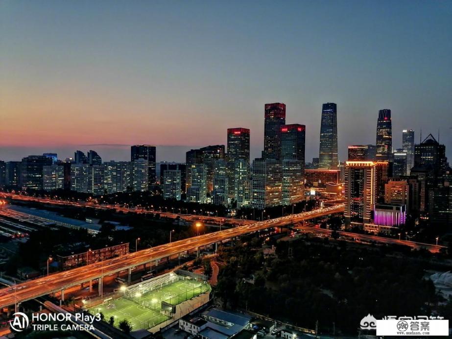 明天荣耀Play3又要开售了,除了全场景加速,还有哪些亮点? 明天荣耀Play3又要开售了,除了全场景加速,还有哪些亮点?