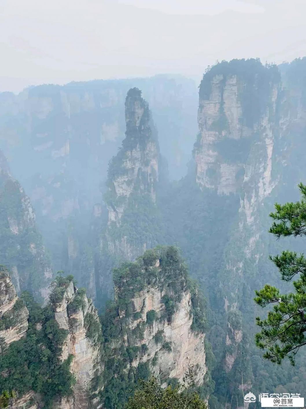 近期计划去旅游，这个季节去哪里最好玩，求一篇好玩省钱的旅游攻略？