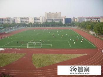 长江大学荆州校区环境如何？