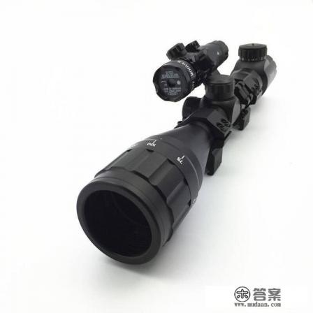 请问+3%命中的瞄准镜对战士和贼的近战命中率提高有用吗？