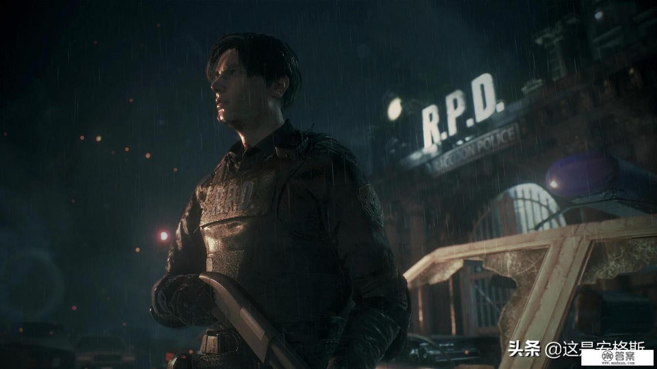 一个黑人和白人冒充警察的电影，黑人是个游戏设计师，求片名？