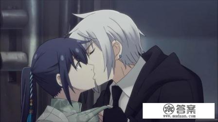 一男一女刷牙的动漫？