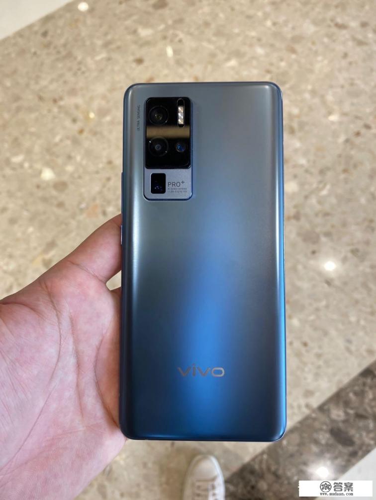 国产手机最好的lcd屏幕？