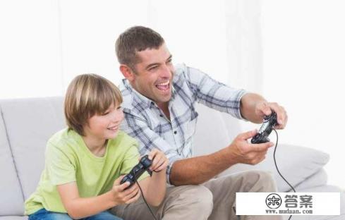 宅男为什么在外卖和游戏领域消费比例最多?