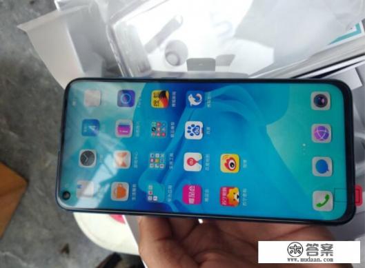 3000到4000曲屏手机性价比排行榜？