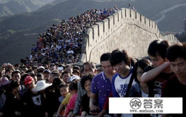 旅游景点介绍的广播稿？