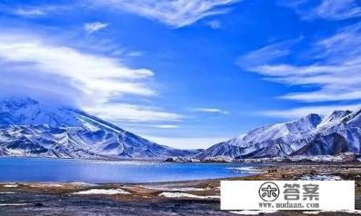 去新疆旅游，每天都是在路上，这是真的吗？