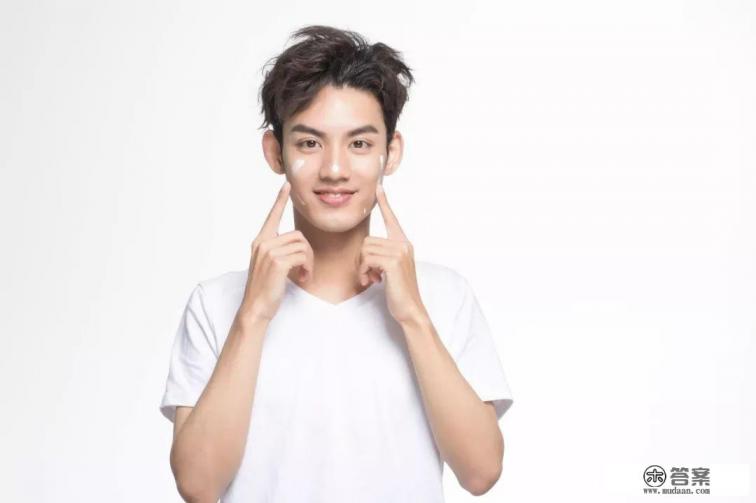 淘米水洗脸真的会变白吗？