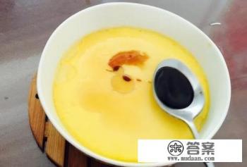 我家婴儿宝宝6个月了,请问大家六个月婴儿的辅食食谱是什么呢? 我家婴儿宝宝6个月了,请问大家六个月婴儿的辅食食谱是什么呢?