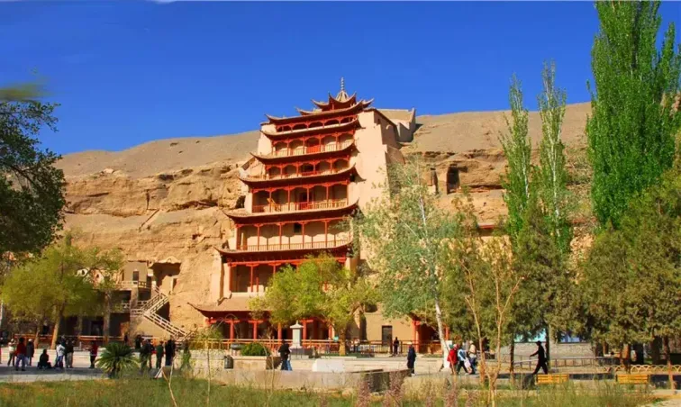 甘肃自然景点？