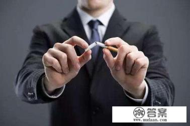 我外甥被车撞昏迷至今二十多天了还没醒，现在每天一万多元，怎么办？