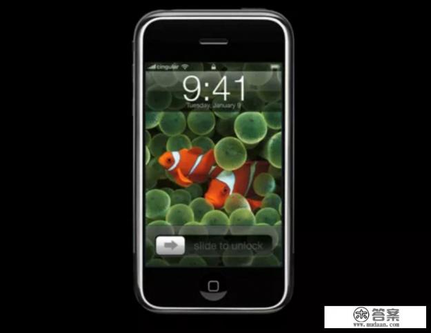 发明第一代苹果手机的人是谁？