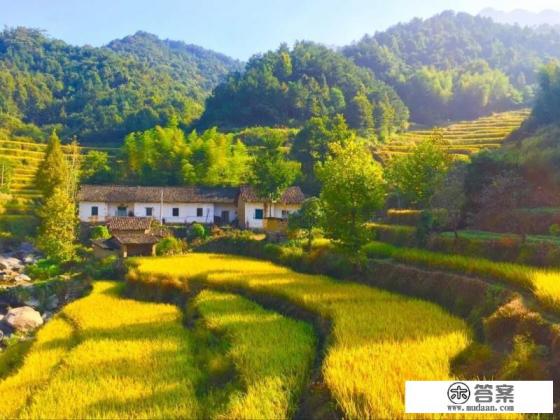 湖北省适合冬天玩儿的性价比高的小城市有推荐么？