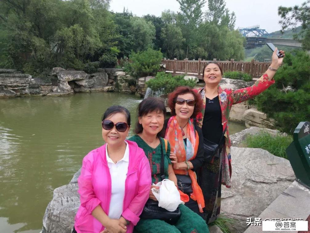 适合几个小学生约着去玩的地方。 适合几个小学生约着去玩的地方。