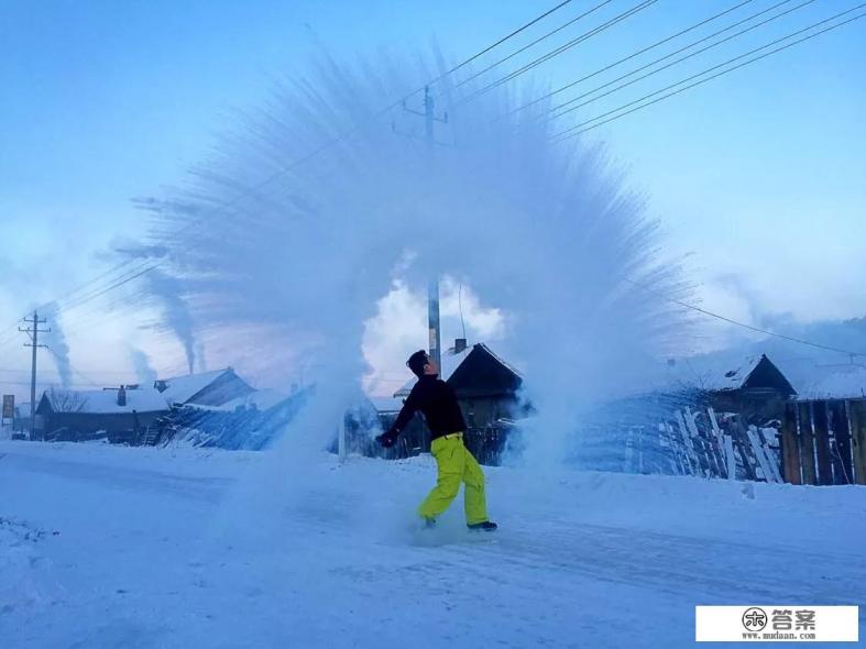 成都到漠河旅游专列费用? 成都到漠河旅游专列费用?