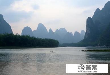 秋天外出旅游穿衣怎样搭配? 秋天外出旅游穿衣怎样搭配?