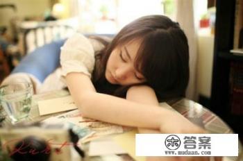 为什么有人说,这世界上,看得见的都不是伤心,猜得透的都不是真心? 为什么有人说,这世界上,看得见的都不是伤心,猜得透的都不是真心?