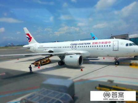 旅游团结束当地行程后地陪应提供送站服务主要包括什么环节？