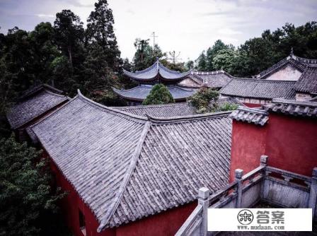 1月去云南旅游需要准备什？