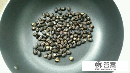 黑豆泡陈醋的功效与作用？